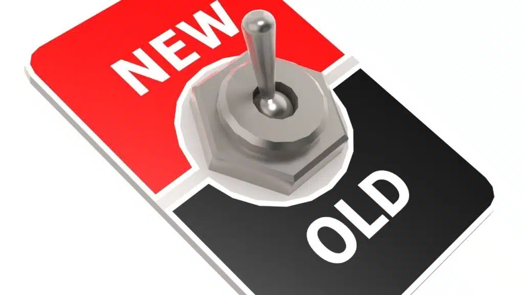 Wir sind bereits in der neuen Runden und stehen noch in der alten-Schalter OLD oder NEW