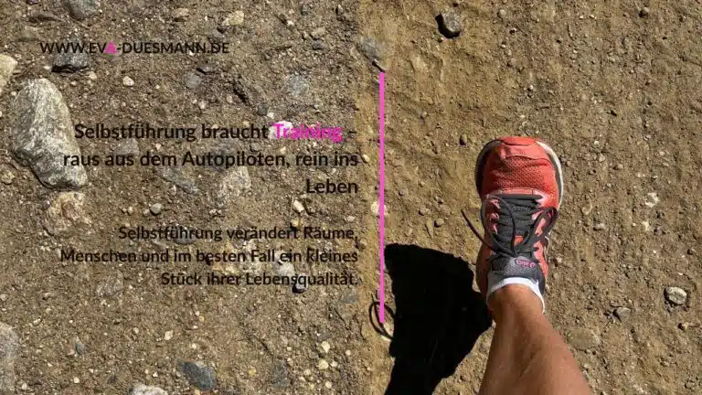 Selbstführung - Turnschuh beim Joggen